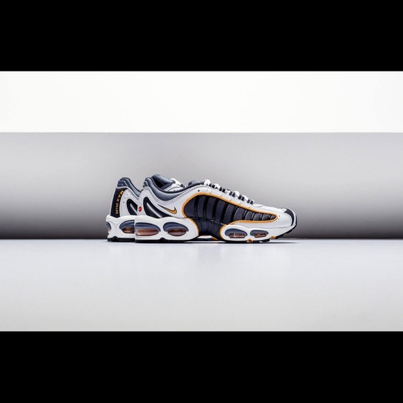 ✔️Nike Air Max Tailwind IV- On sale - Picture 5 of 9